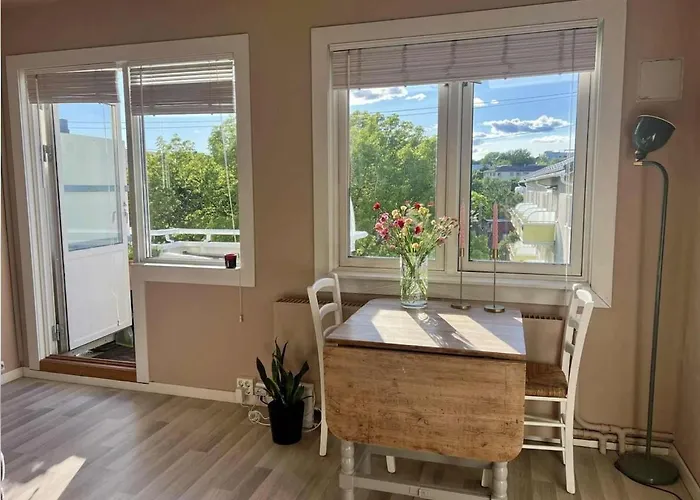 Two With Balcony, Bright And Quiet Location * أوسلو